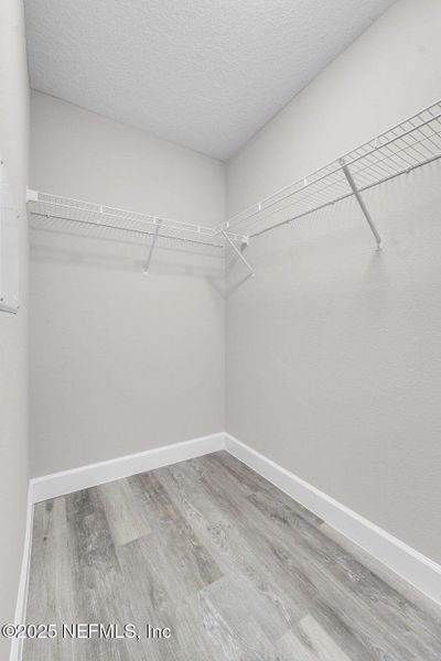 Image 28 of a home in .