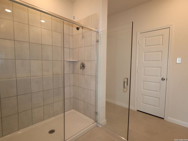 Furnished interior view inside a new home in Cinco Lakes, San Antonio (Image 9). Furnished interior view inside a new home in Cinco Lakes, San Antonio (Image 9).