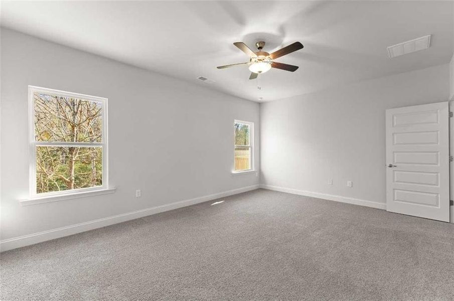 Spacious, unfurnished interior of a new home in Habersham Meadows, Demorest (Image 13).