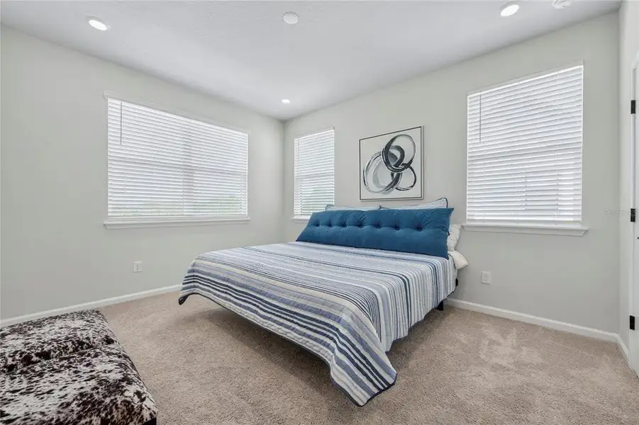 Furnished interior view inside a new home in , Jacksonville (Image 8).