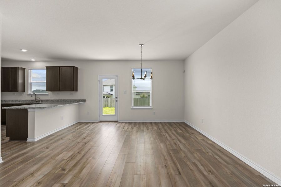 Spacious, unfurnished interior of a new home in Parklands, Schertz (Image 38).