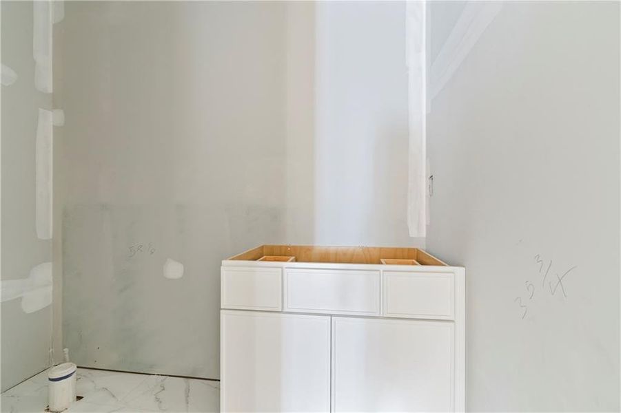 Image 96 of a home in .