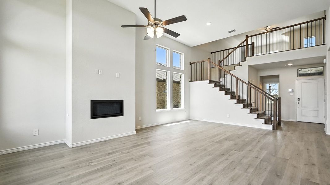 Image 32 representing the Estes by D.R. Horton in Madera, Royse City, TX. Image 32 representing the Estes by D.R. Horton in Madera, Royse City, TX.