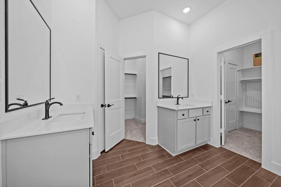 Photos are REPRESENTATIVE of the home /floor plan and are NOT of the actual home.  Selections, features, and room options may vary.
