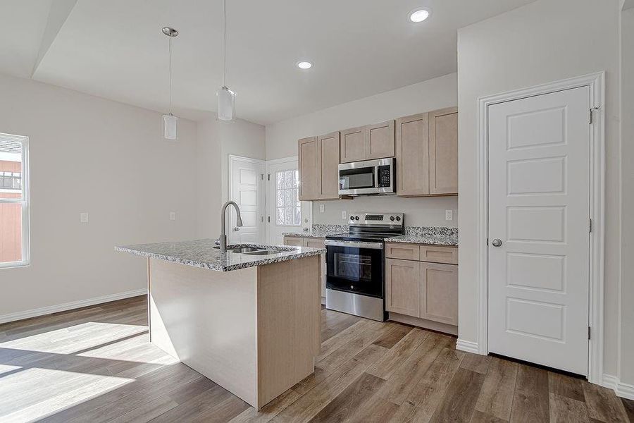 Furnished interior view inside a new home in , Fort Worth (Image 6).