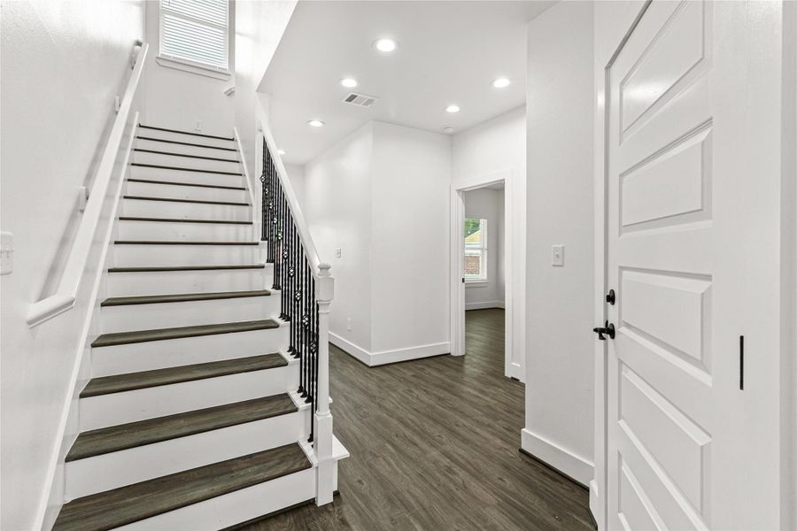 Image 30 of a home in .