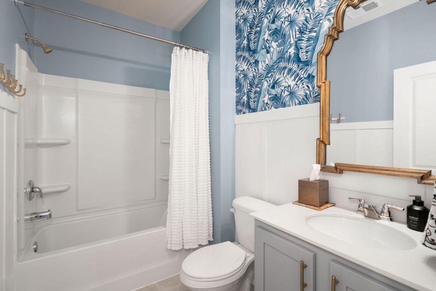 Image 41 of a home in The Ponds. Image 41 of a home in The Ponds.