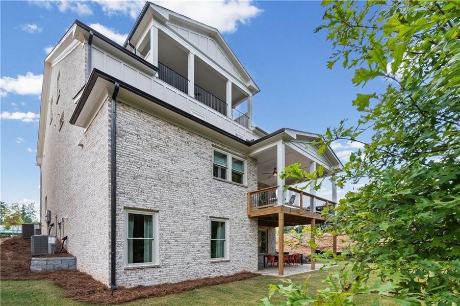 Exterior details and patio area of a home in Laurel View, Suwanee (Image 34).