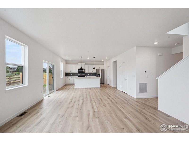 Spacious, unfurnished interior of a new home in Hansen Farm, Fort Collins (Image 14).