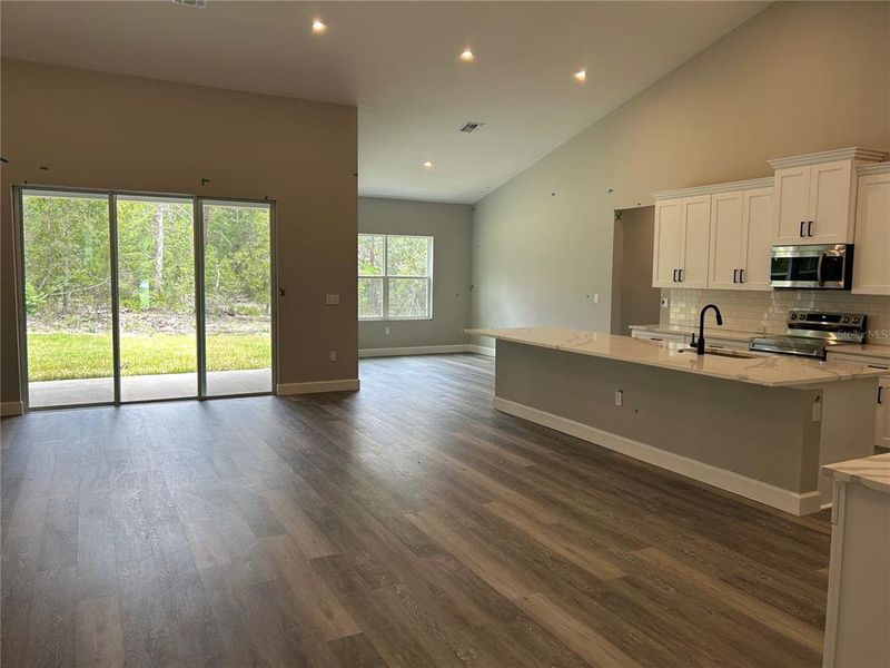 Spacious, unfurnished interior of a new home in , Dunnellon (Image 18). Spacious, unfurnished interior of a new home in , Dunnellon (Image 18).