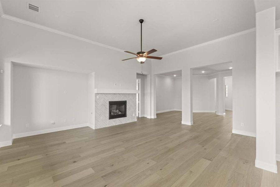 Spacious, unfurnished interior of a new home in Nelson Lake, Rockwall (Image 13).