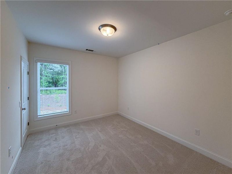 Spacious, unfurnished interior of a new home in Ashbury Commons, Powder Springs (Image 14).