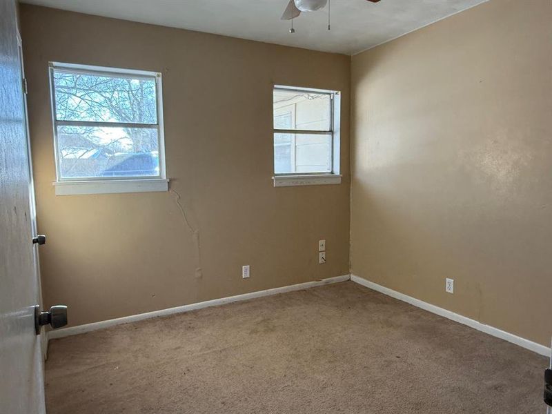 Spacious, unfurnished interior of a new home in , Paris (Image 5).