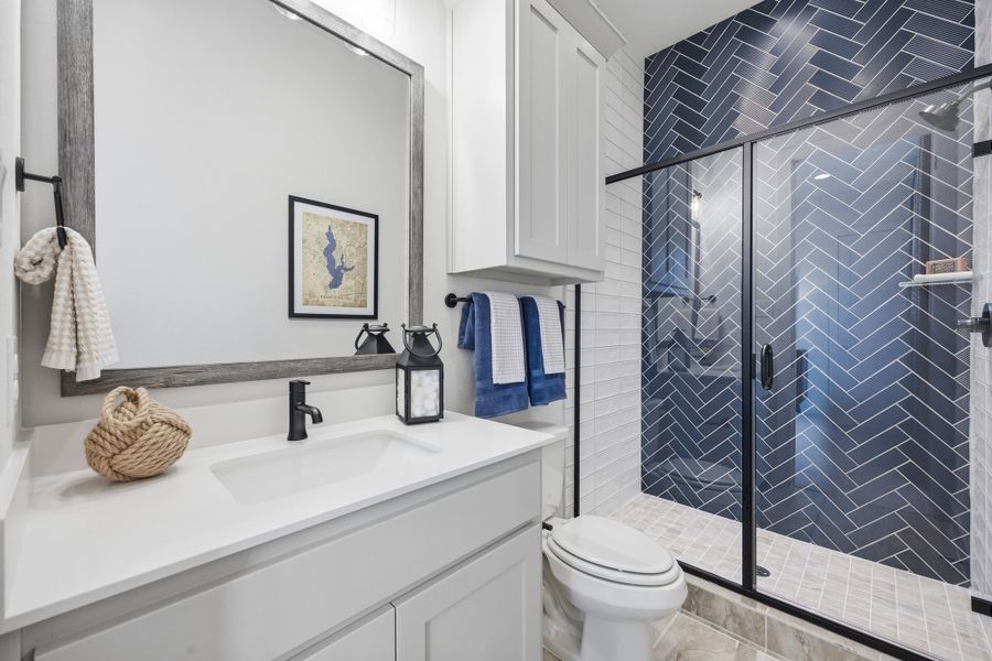Representative furnished interior of a home built from the Lancaster by Windsor Homes in Ridge Pointe Estates, McLendon-Chisholm (Image 31).