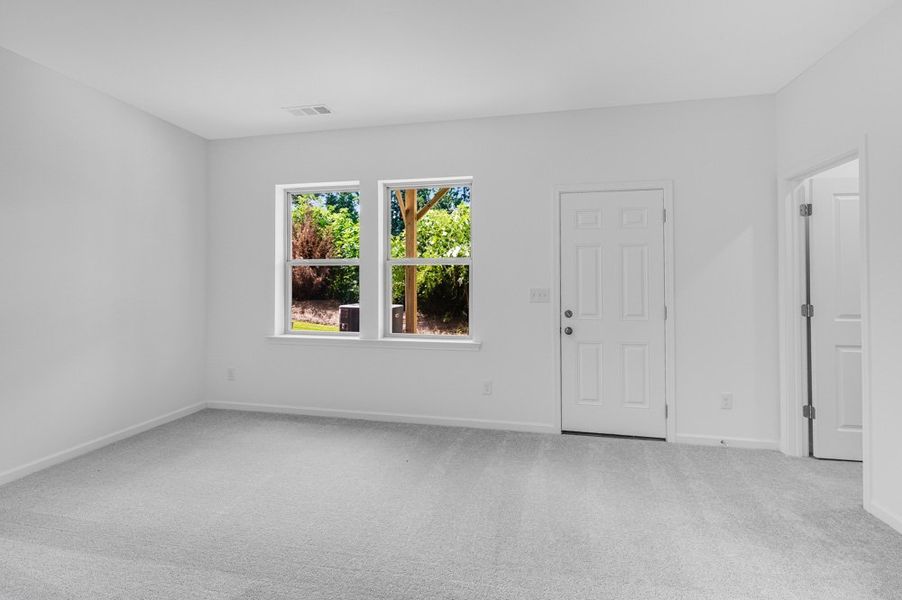 Spacious, unfurnished interior of a new home in Hampton Trace, Mableton (Image 20). Spacious, unfurnished interior of a new home in Hampton Trace, Mableton (Image 20).