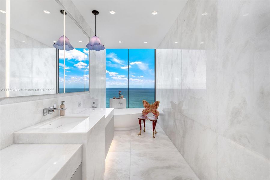 Image 21 of a home in . Image 21 of a home in .