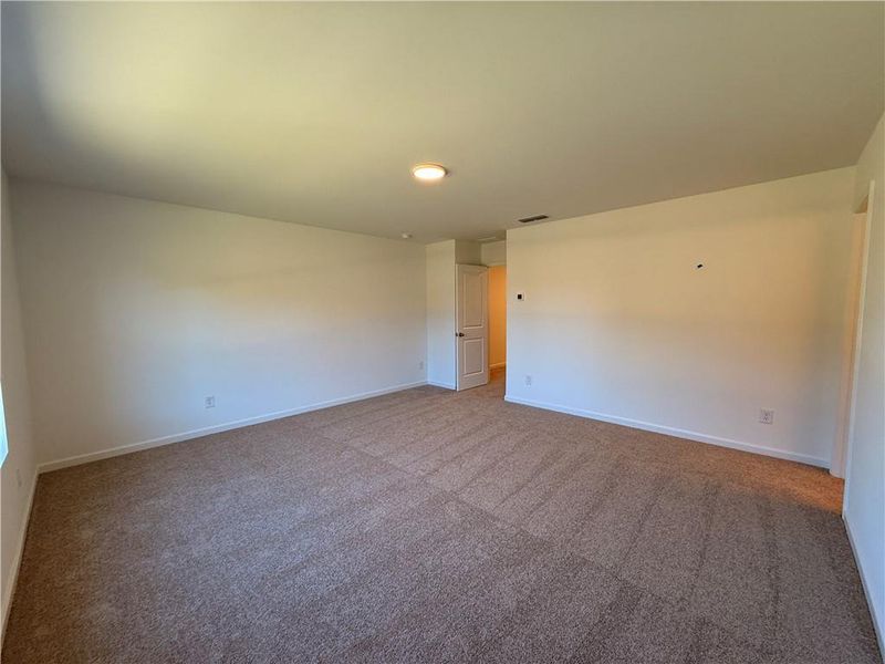 Spacious, unfurnished interior of a new home in Leydenview, Mableton (Image 36). Spacious, unfurnished interior of a new home in Leydenview, Mableton (Image 36).