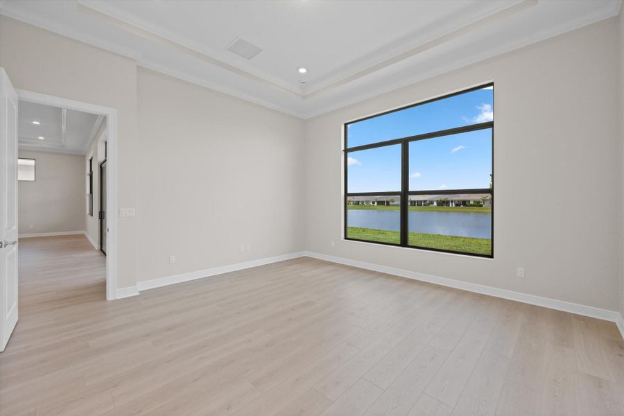 Spacious, unfurnished interior of a new home in Cresswind Palm Beach at Westlake, Westlake (Image 42). Spacious, unfurnished interior of a new home in Cresswind Palm Beach at Westlake, Westlake (Image 42).