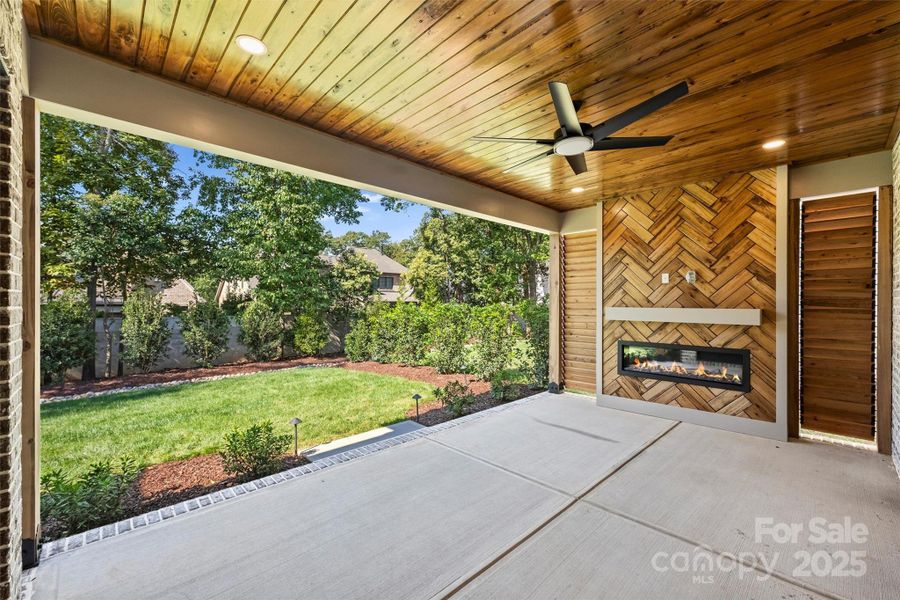 Exterior details and patio area of a home in , Charlotte (Image 2).