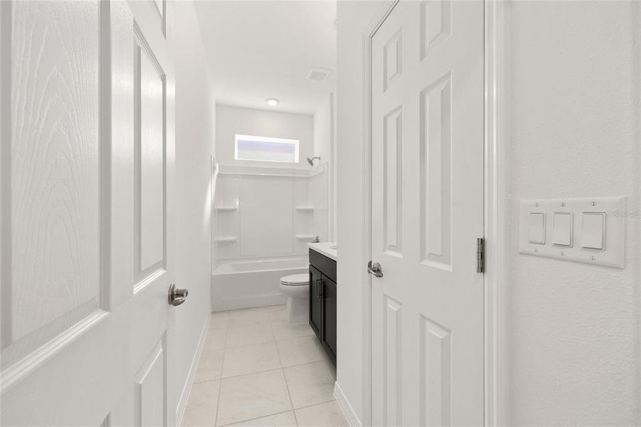 Furnished interior view inside a new home in Calesa Township, Ocala (Image 11).