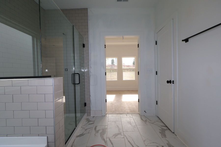 Owner's Bathroom Owner's Bathroom