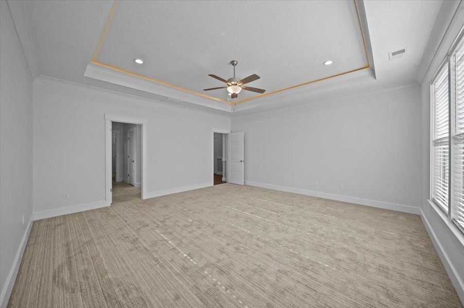 Spacious, unfurnished interior of a new home in Lakeside at Blue Ridge Plantation, Taylors (Image 24).