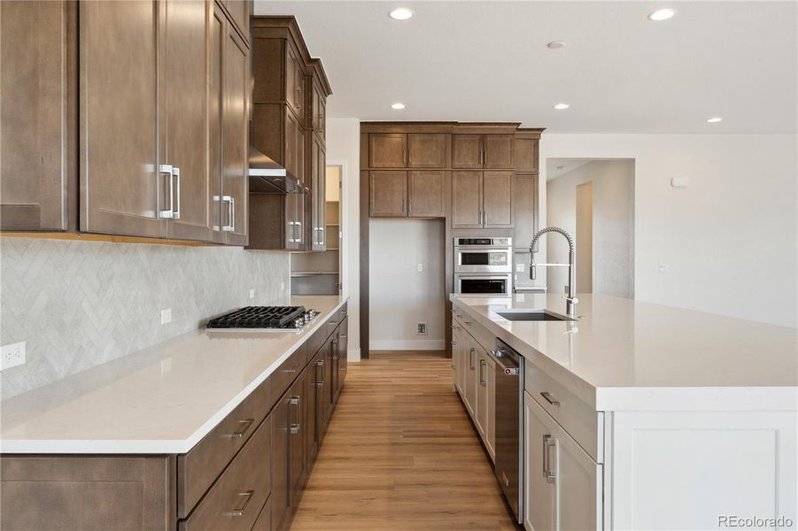 Furnished interior view inside a new home in Retreat at The Canyons, Castle Pines (Image 12). Furnished interior view inside a new home in Retreat at The Canyons, Castle Pines (Image 12).