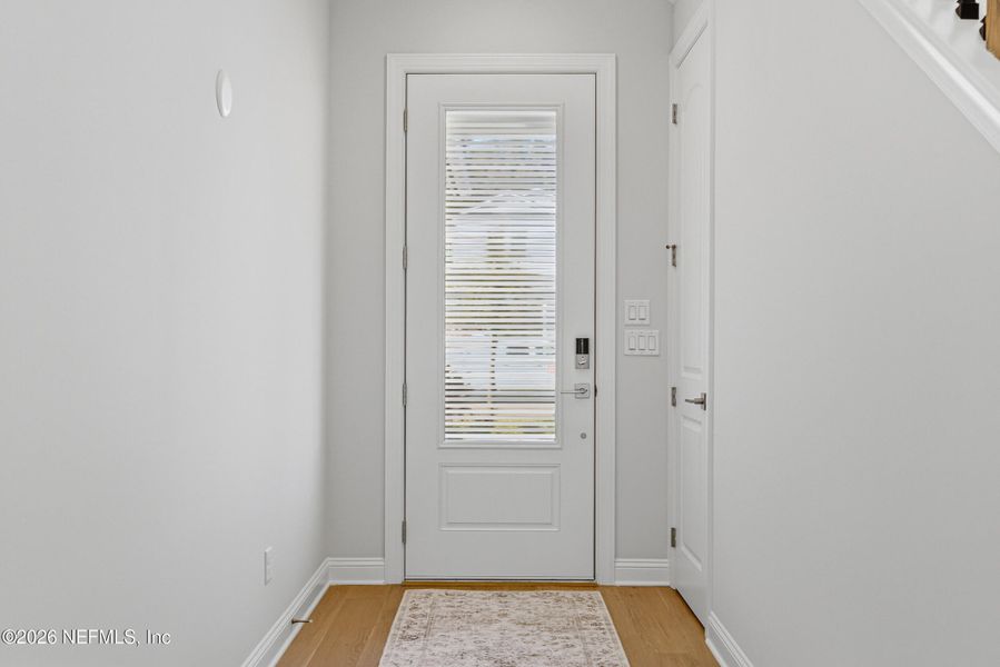 Spacious, unfurnished interior of a new home in , St. Johns (Image 21).