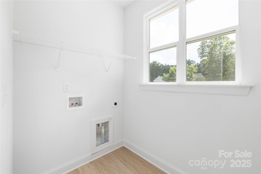 Spacious, unfurnished interior of a new home in , Charlotte (Image 24).