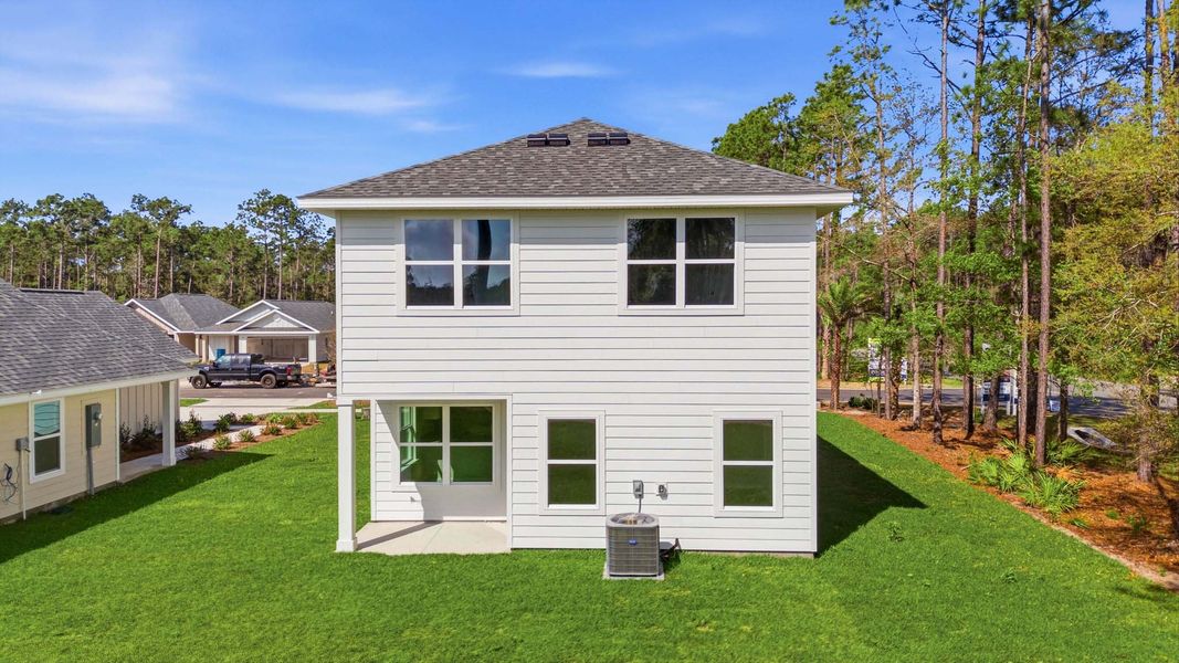Exterior details and patio area of a home in Chateau Nemours, Port Saint Joe (Image 3).