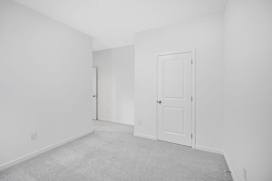 Spacious, unfurnished interior of a new home in Chandler Run, Tucker (Image 13).