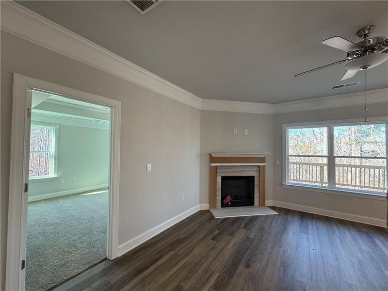 Spacious, unfurnished interior of a new home in Tuscany Hills, Douglasville (Image 26).