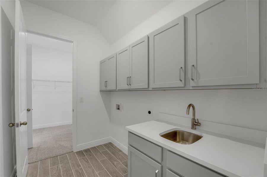 Furnished interior view inside a new home in Avalon Woods, Winter Garden (Image 16).