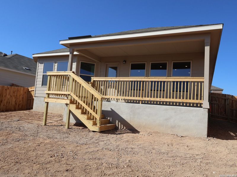 Exterior details and patio area of a home in Hunters Ranch, San Antonio (Image 22).