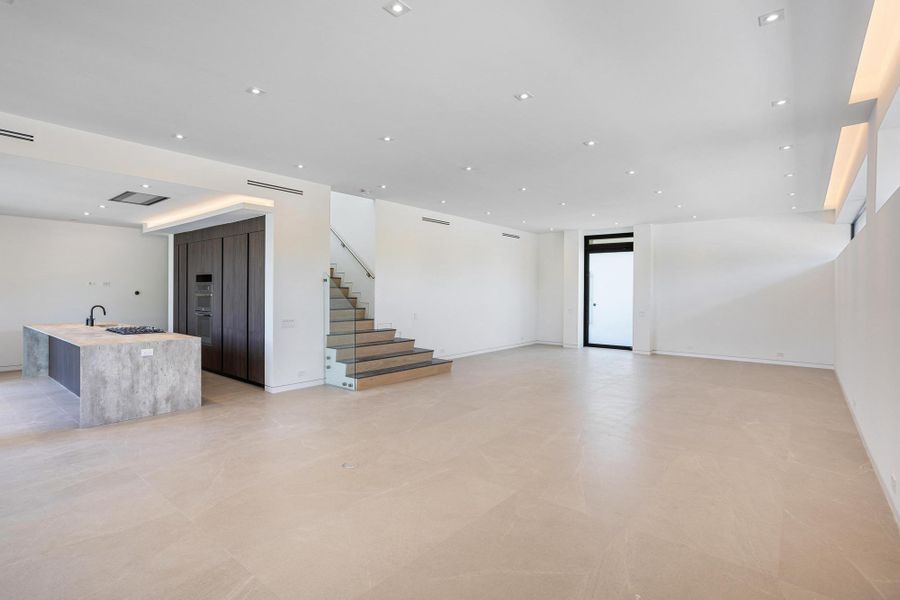 Spacious, unfurnished interior of a new home in , Miami (Image 15). Spacious, unfurnished interior of a new home in , Miami (Image 15).