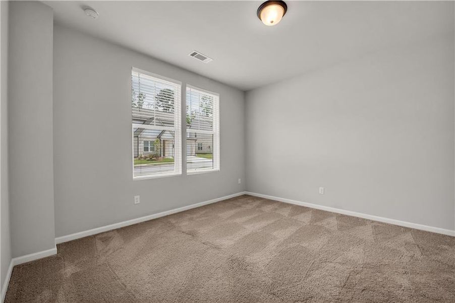 Spacious, unfurnished interior of a new home in , Lawrenceville (Image 38).