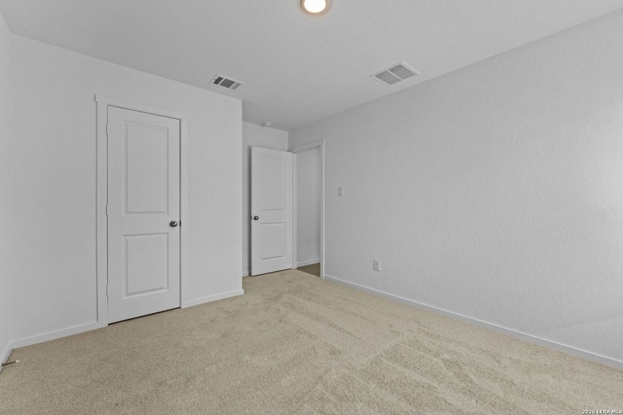 Spacious, unfurnished interior of a new home in Guadalupe Ridge, New Braunfels (Image 12). Spacious, unfurnished interior of a new home in Guadalupe Ridge, New Braunfels (Image 12).