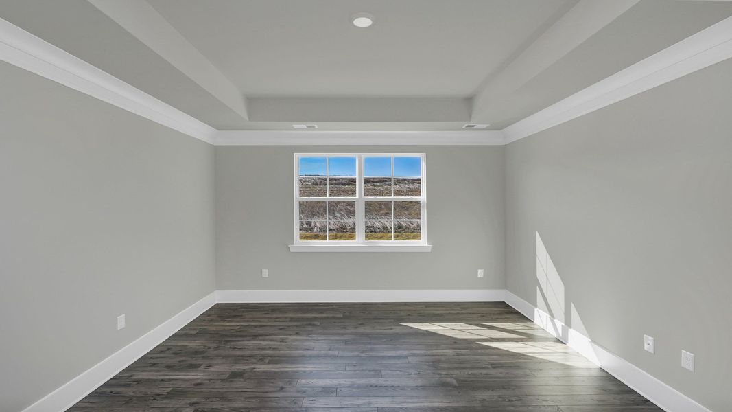 Spacious, unfurnished interior of a new home in Livingston Woods, Irmo (Image 26).