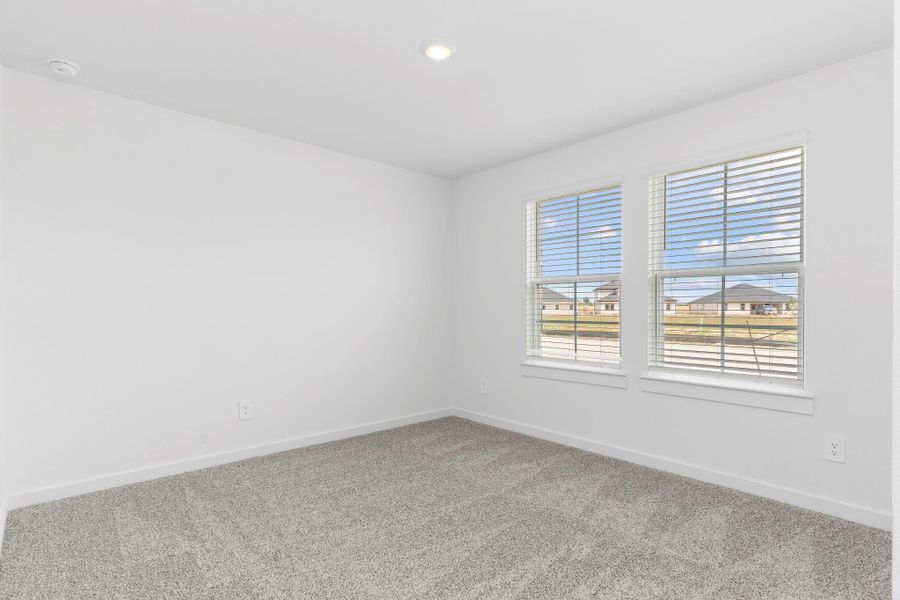 Spacious, unfurnished interior of a new home in Blue Heron Estates, Beasley (Image 29).