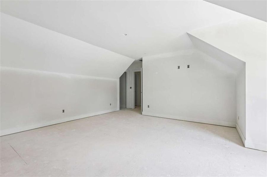 Spacious, unfurnished interior of a new home in Whitestone, Douglasville (Image 11).