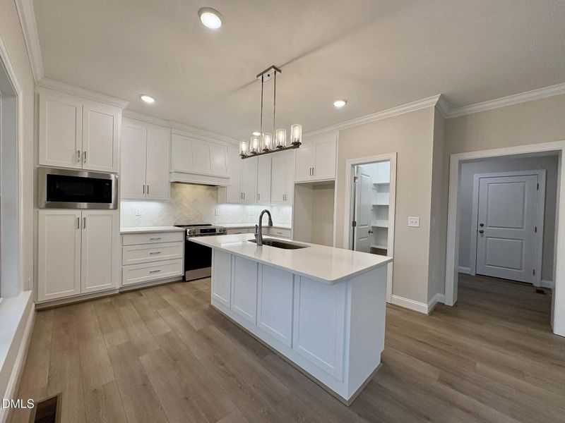 1ae4f4bb-61ef-422b-bcc3-b5c3aae0b50a