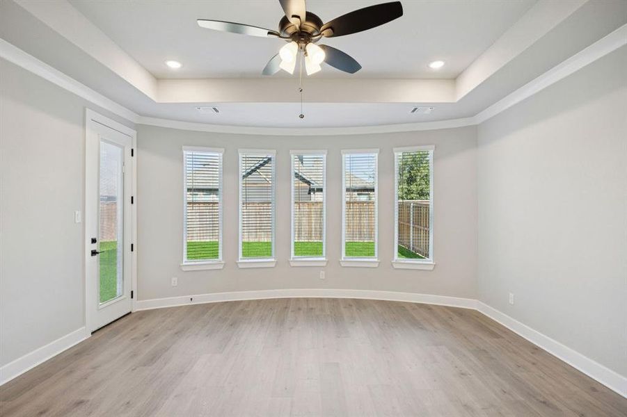 8-813Lost_008 8-813Lost_008