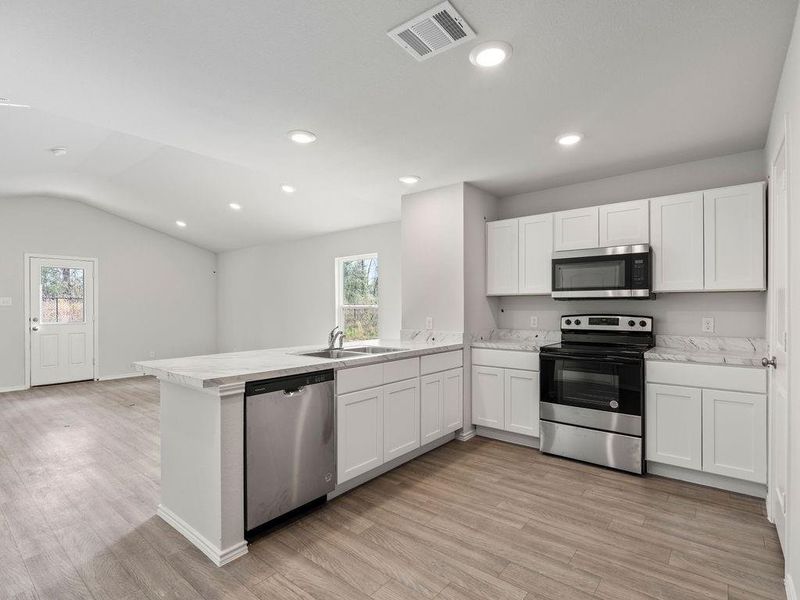 Furnished interior view inside a new home in , Lufkin (Image 5).