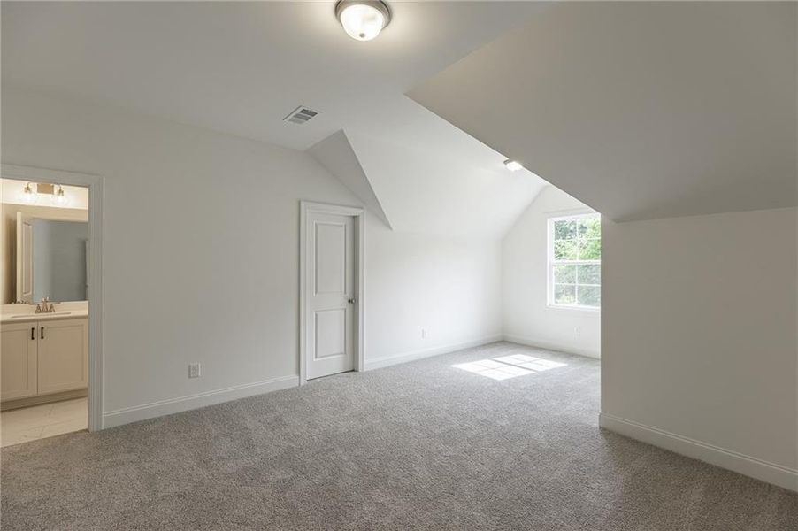Spacious, unfurnished interior of a new home in , Winder (Image 37).