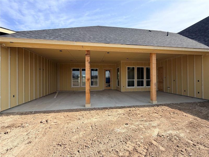 Exterior details and patio area of a home in Oak Water Ranch, Granbury (Image 6). Exterior details and patio area of a home in Oak Water Ranch, Granbury (Image 6).