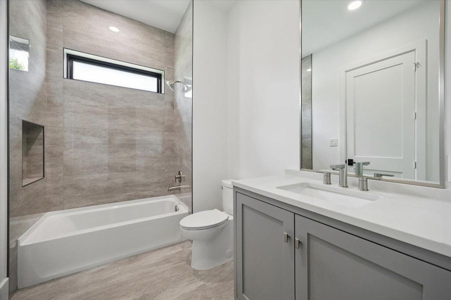 Furnished interior view inside a new home in , Houston (Image 3). Furnished interior view inside a new home in , Houston (Image 3).