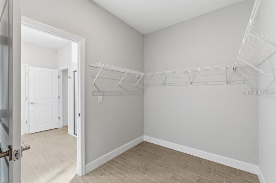 Spacious, unfurnished interior of a new home in , Palm Coast (Image 28).