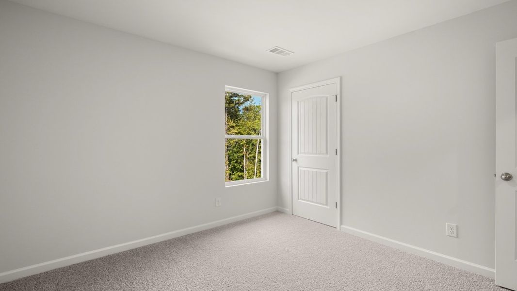 Spacious, unfurnished interior of a new home in South Wind, Union City (Image 23).