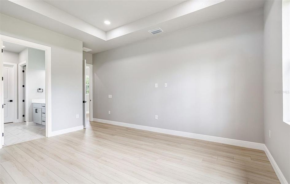 Spacious, unfurnished interior of a new home in , North Port (Image 50). Spacious, unfurnished interior of a new home in , North Port (Image 50).