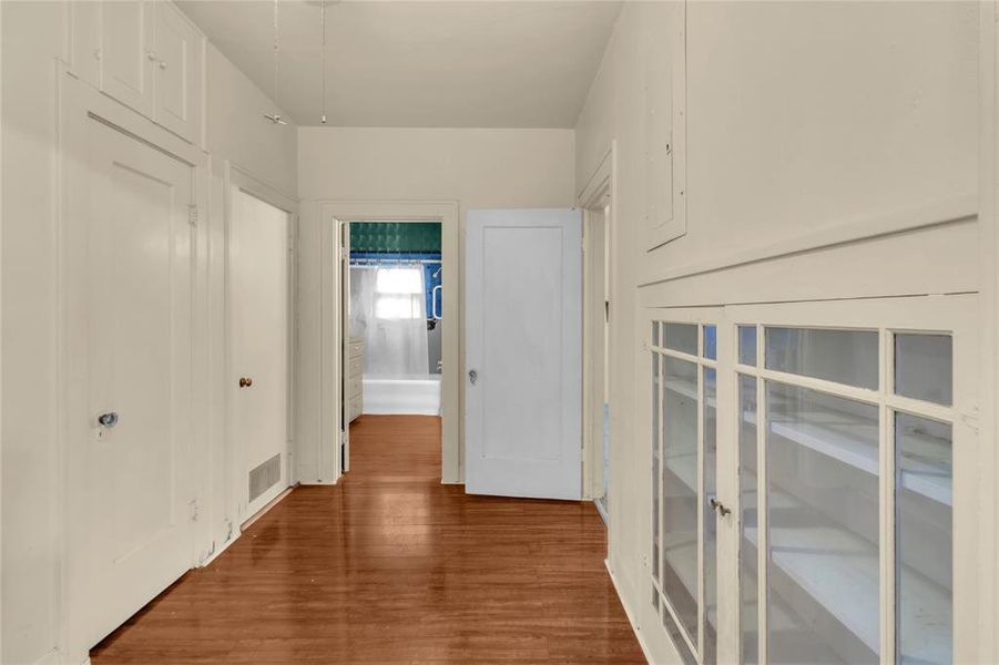 from Master bedroom to Guest Bedroom and Bathroom